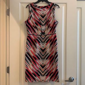 VINCE CAMUTO SIZE 10 SHEATH DRESS